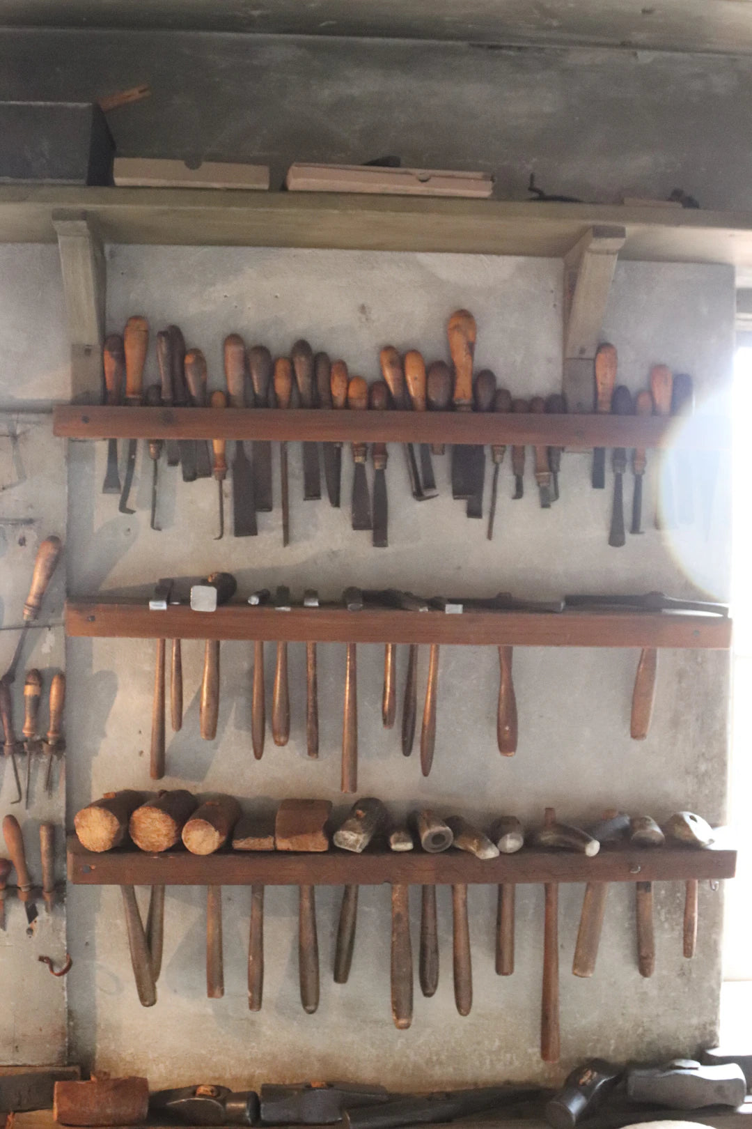 Versatile Buffing Tools for Detailed Metalworking Tasks