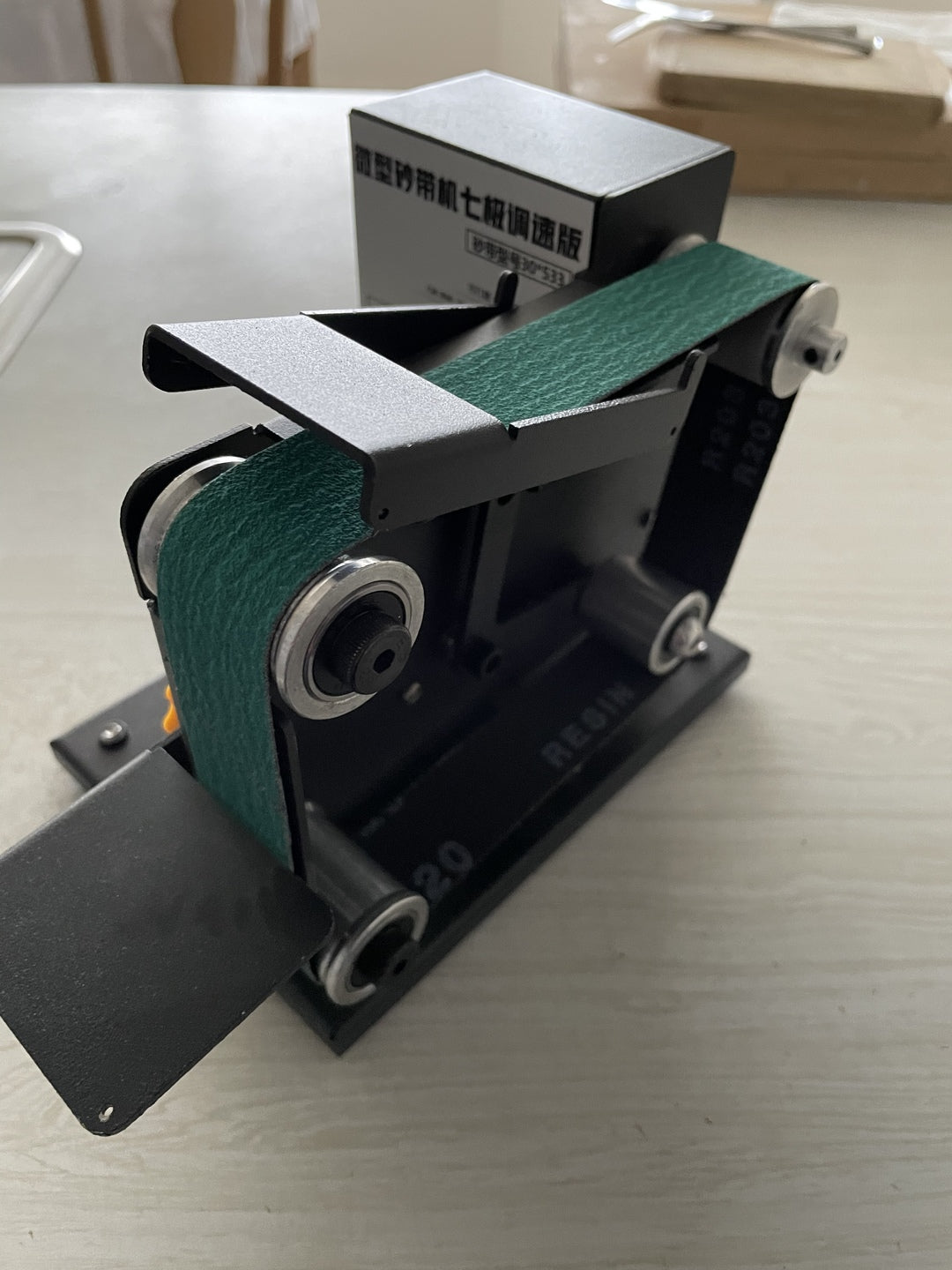 1-1/8" x 21" Sanding Belts , 40 PACK - Maverick Abrasives